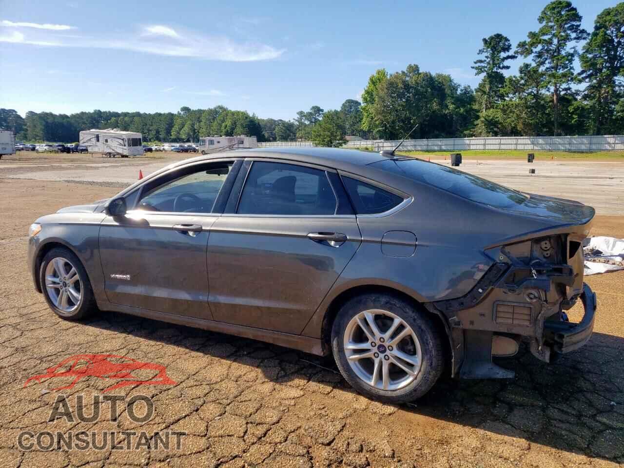 FORD FUSION 2018 - 3FA6P0LU7JR136461