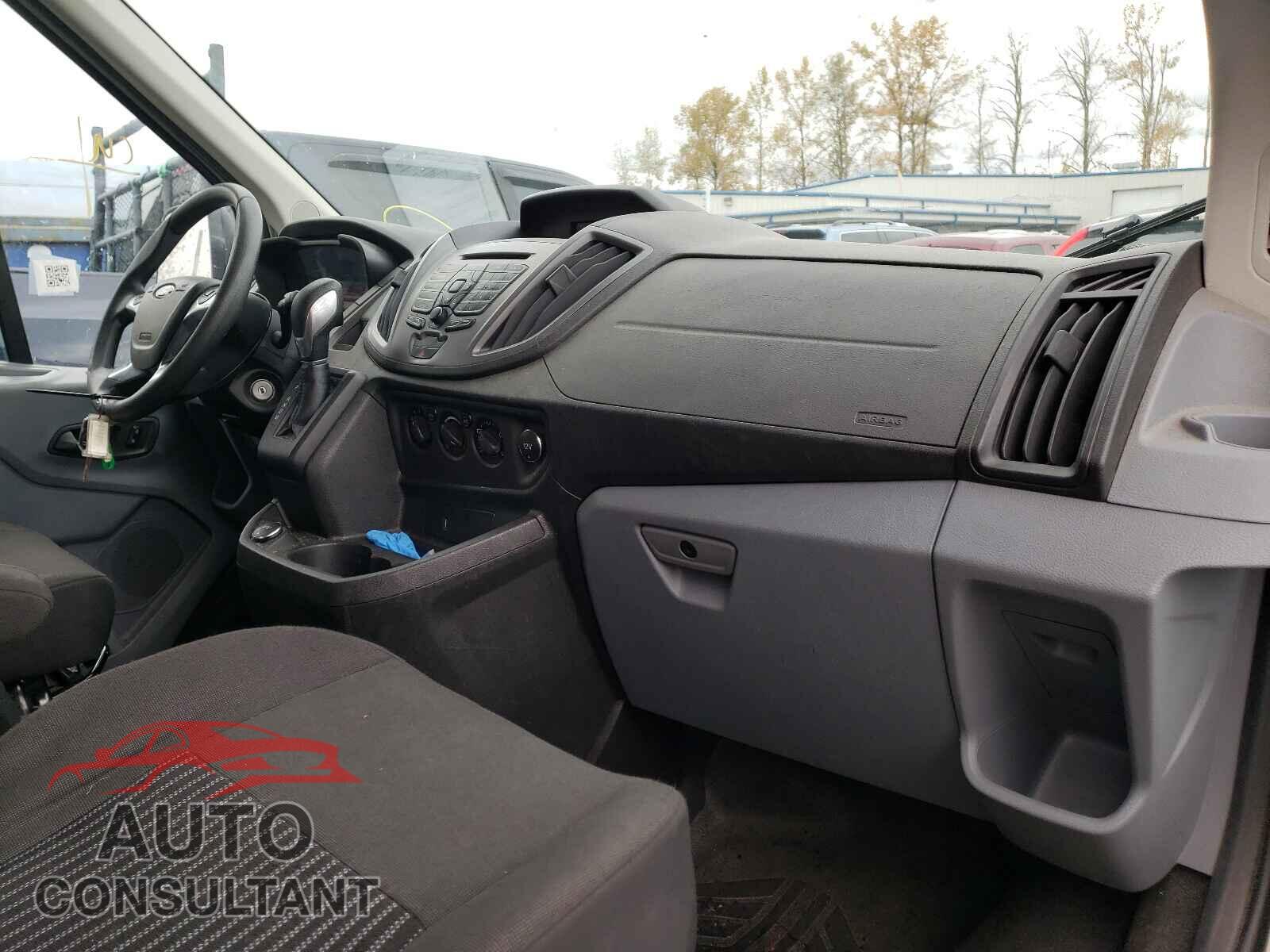 FORD TRANSIT CO 2019 - 1FTYR2CM4KKB83641
