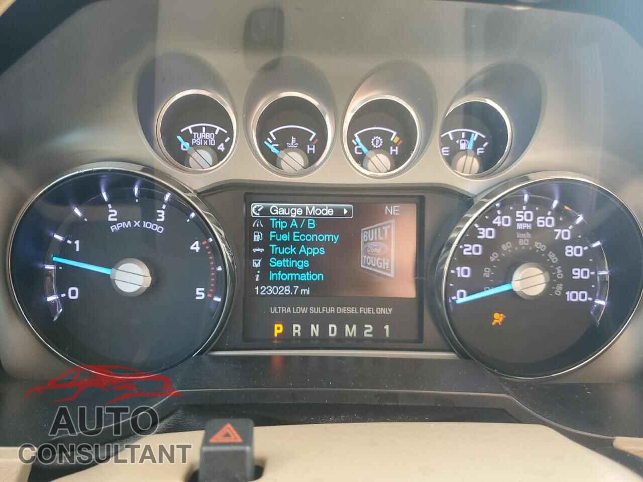 FORD F250 2011 - 1FT7W2BT2BEC00044