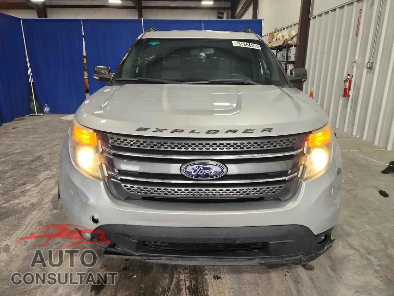 FORD EXPLORER 2015 - 1FM5K7D88FGA96223