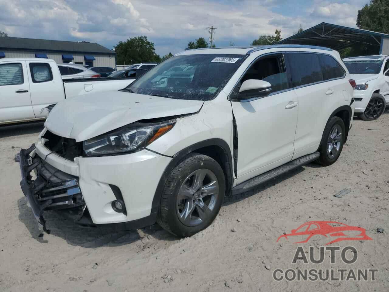 TOYOTA HIGHLANDER 2019 - 5TDYZRFH0KS329887
