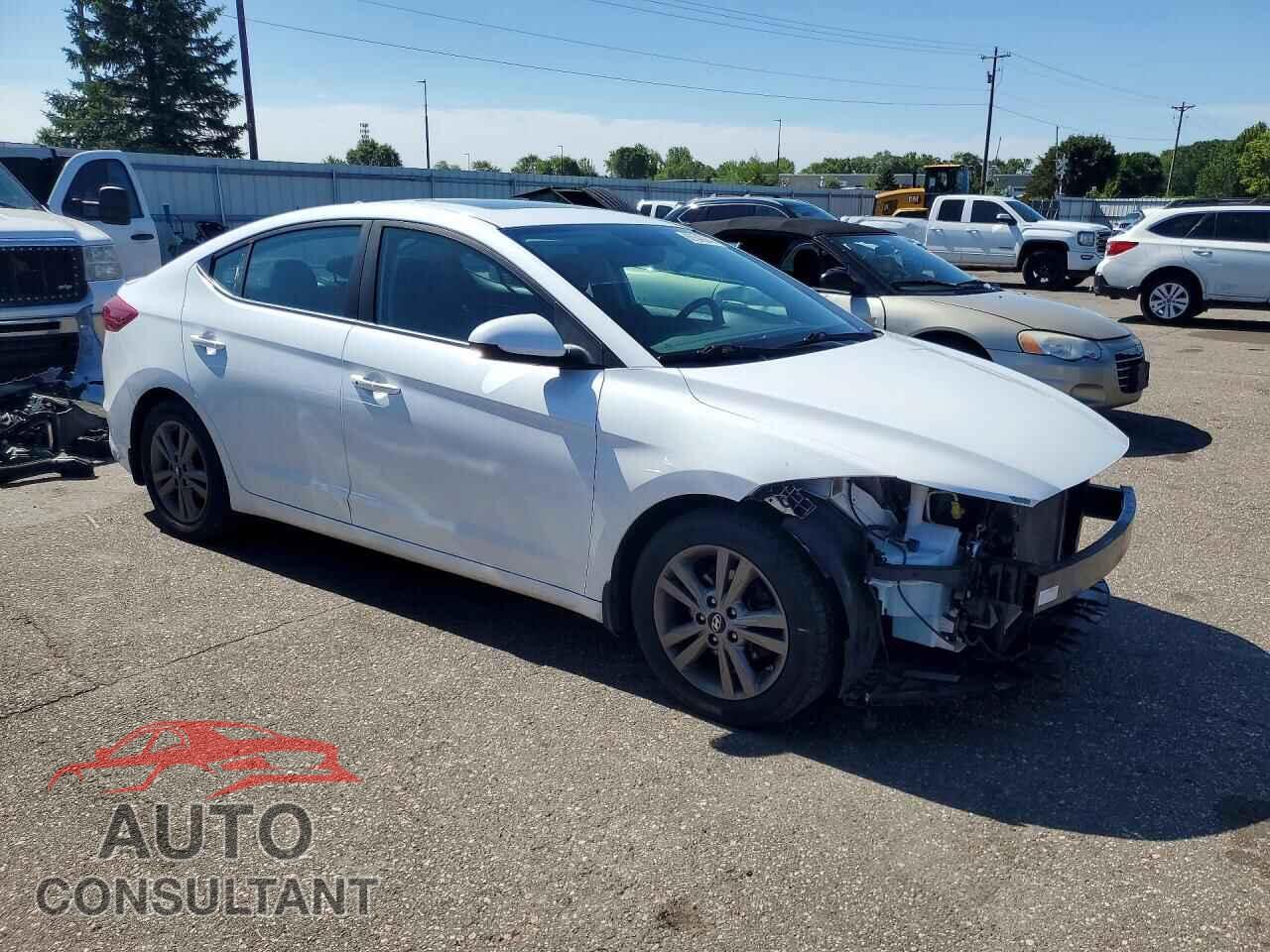 HYUNDAI ELANTRA 2018 - 5NPD84LF0JH347320