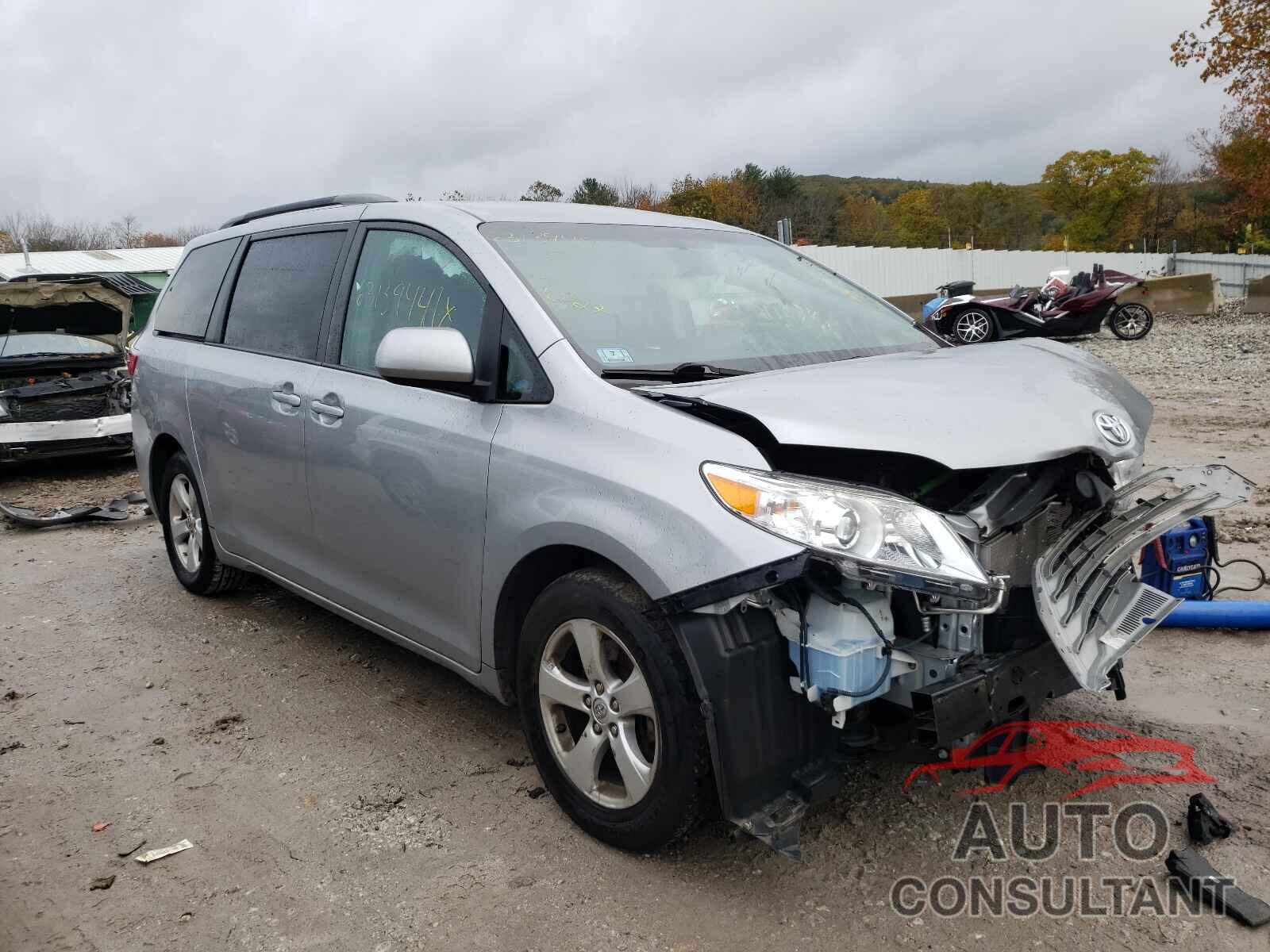 TOYOTA SIENNA 2016 - 5TDKK3DC6GS724145