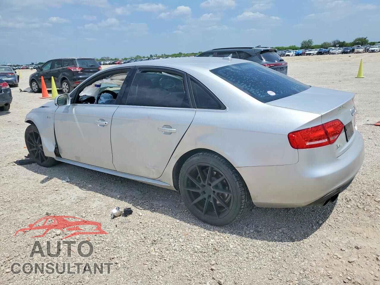AUDI A4 2012 - WAUFFAFL8CN017469