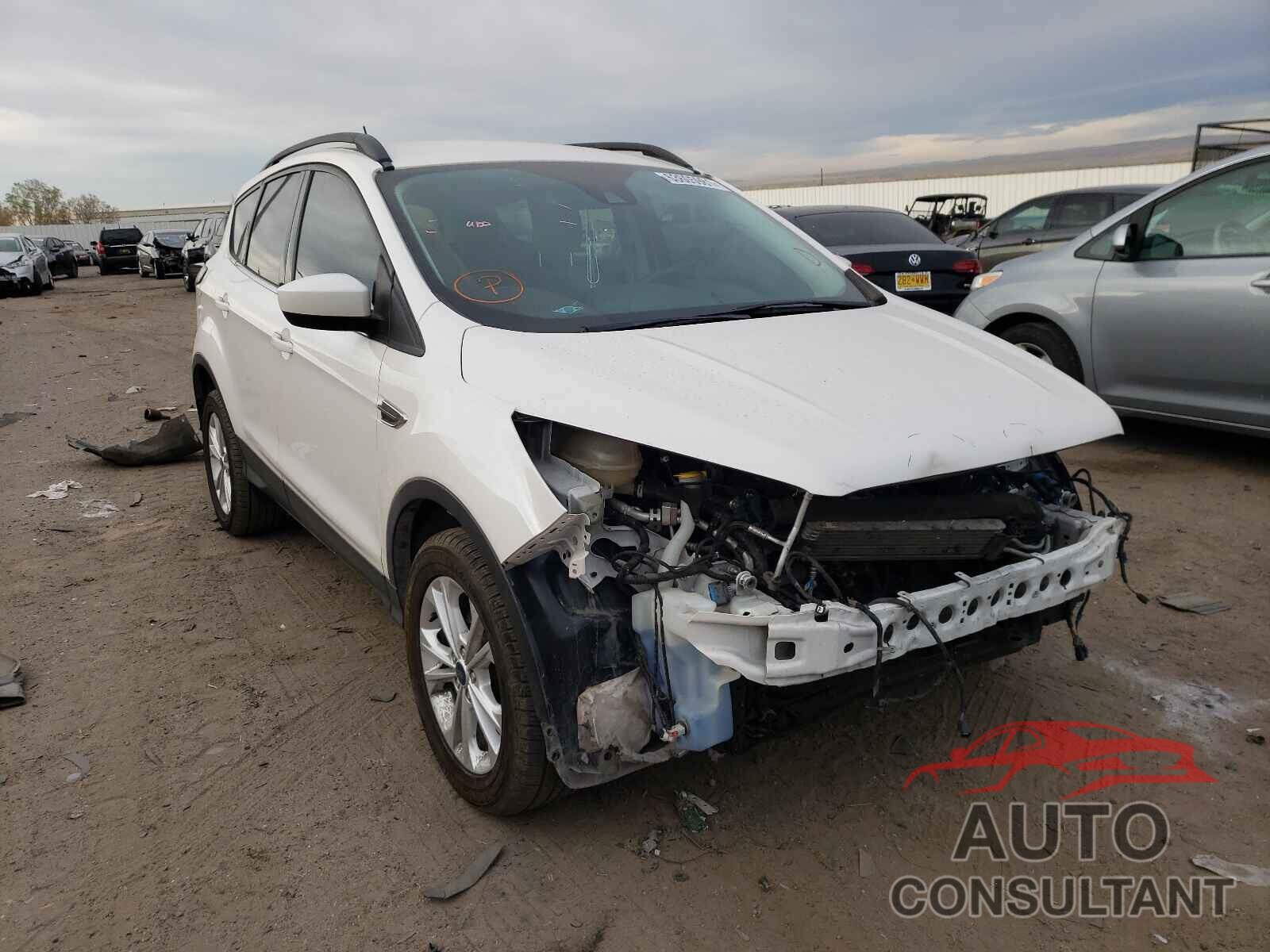 FORD ESCAPE 2018 - 1FMCU0GD5JUB12972