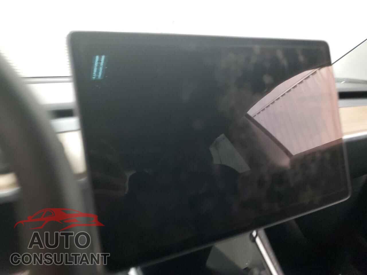 TESLA MODEL 3 2019 - 5YJ3E1EA0KF396912