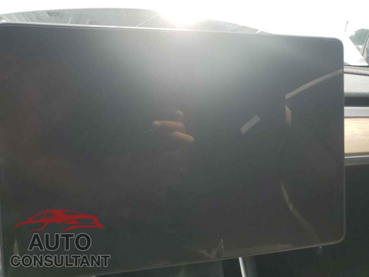 TESLA MODEL 3 2020 - 5YJ3E1EB2LF665020