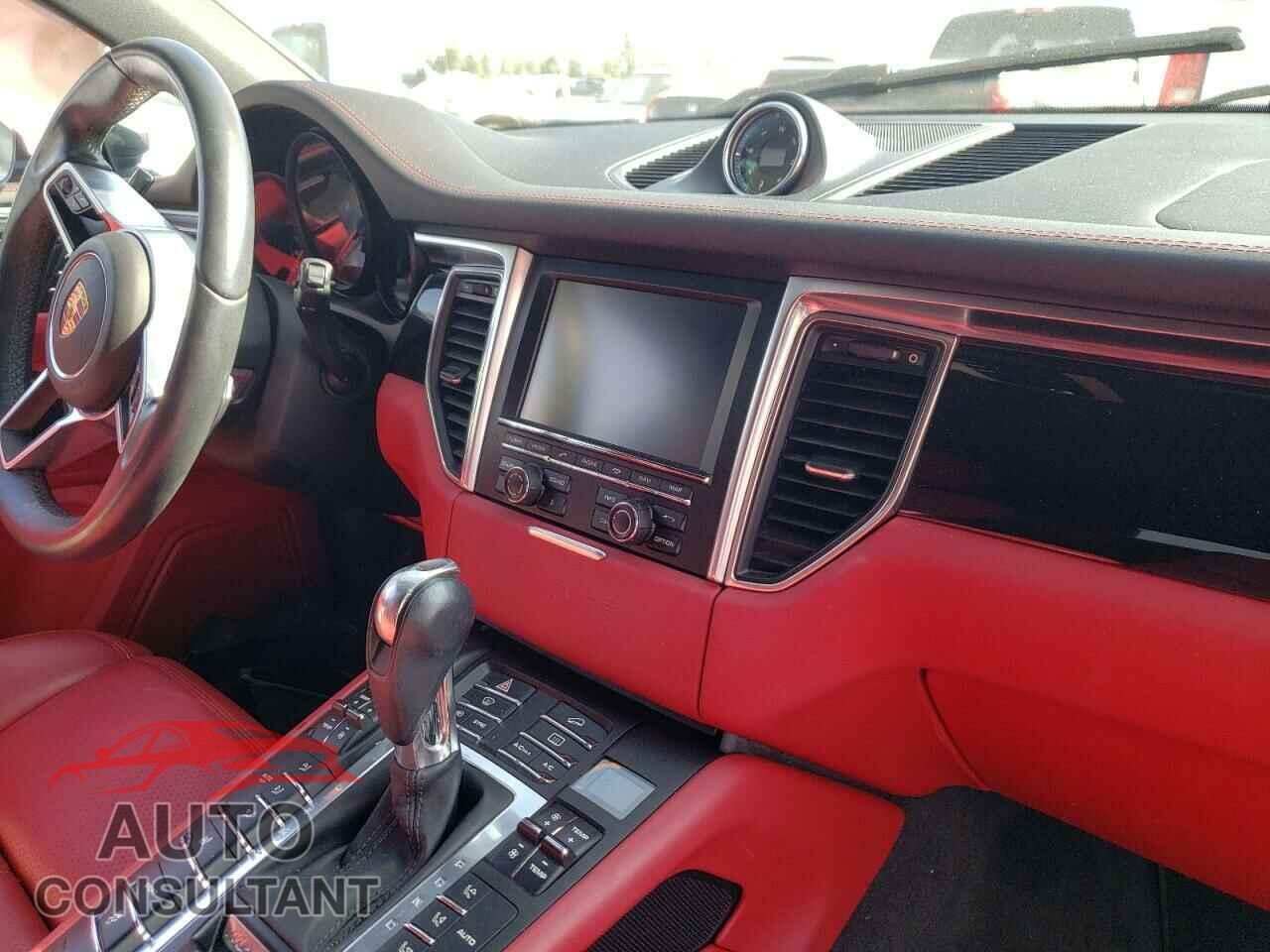 PORSCHE MACAN 2015 - WP1AB2A55FLB59669