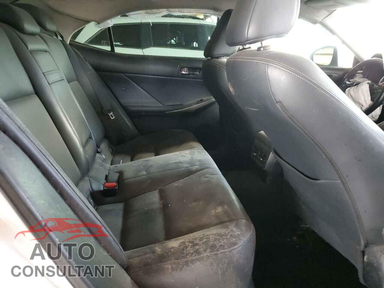 LEXUS IS 2015 - JTHBF1D23F5082423