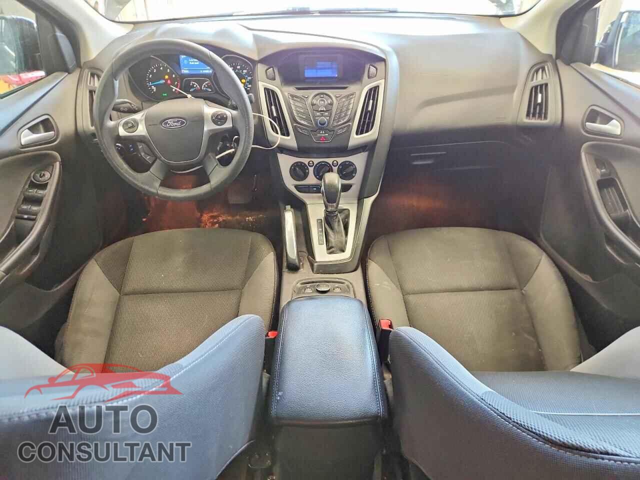FORD FOCUS 2014 - 1FADP3F2XEL160227