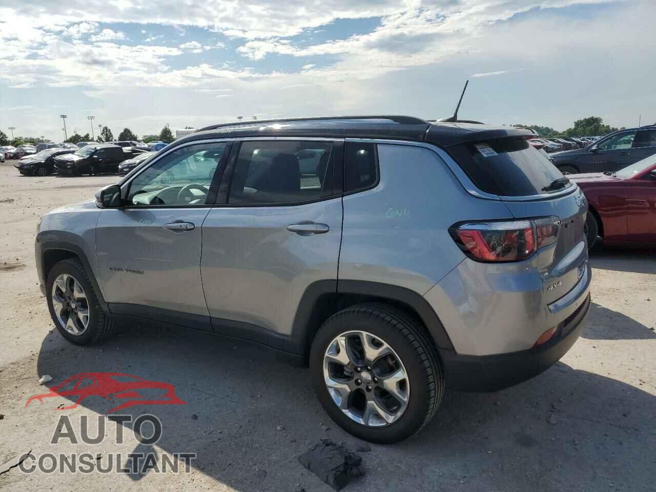 JEEP COMPASS 2018 - 3C4NJDCB8JT330626