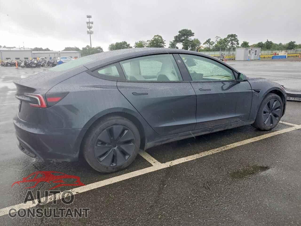 TESLA MODEL 3 2025 - 5YJ3E1EA8SF007269