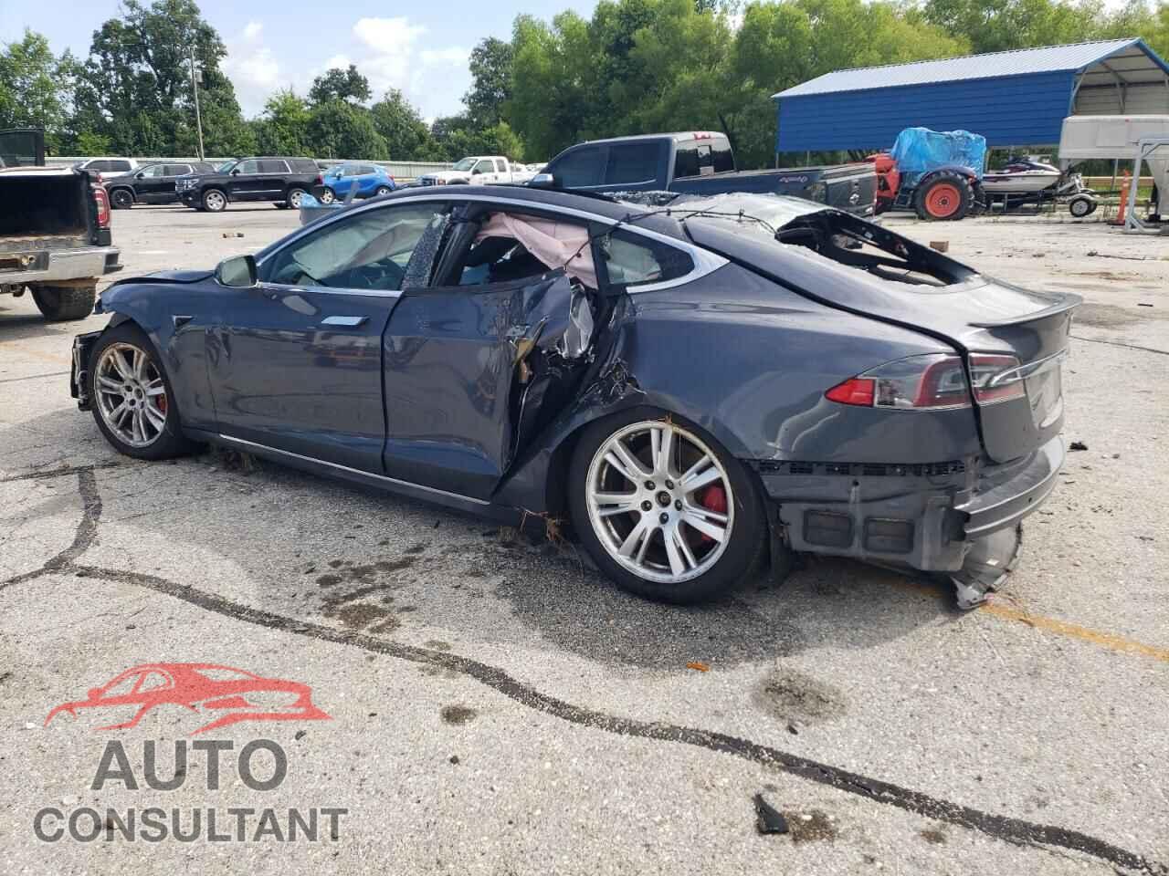 TESLA MODEL S 2021 - 5YJSA1E43MF423055