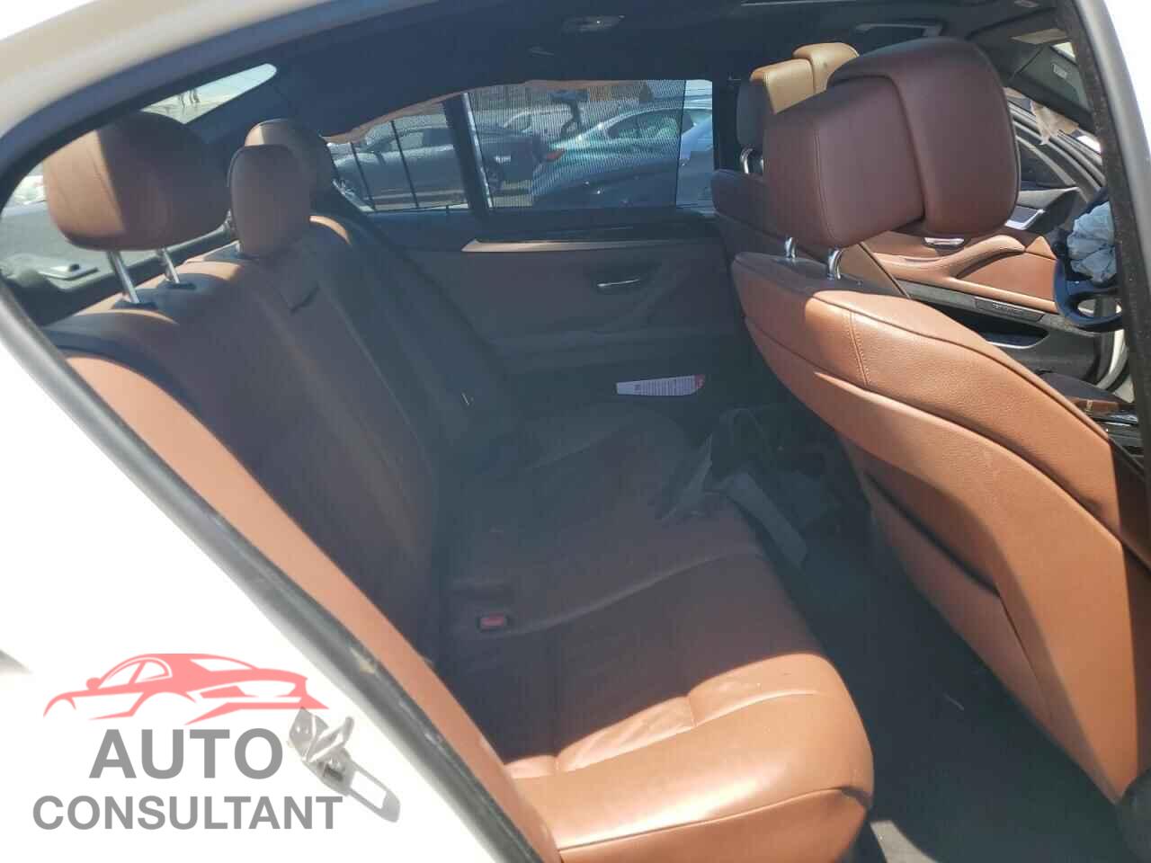 BMW 5 SERIES 2013 - WBAFR7C54DC820101