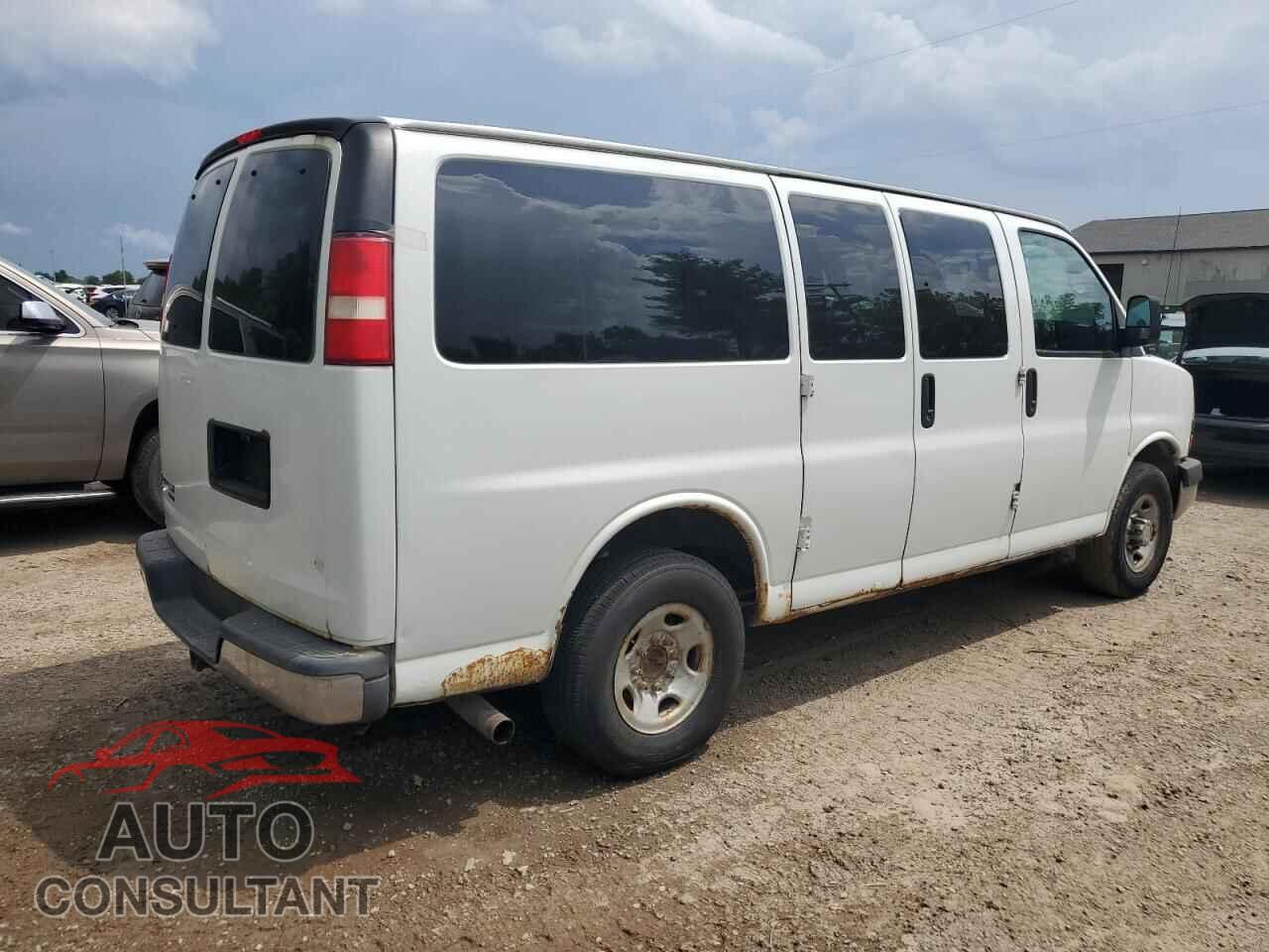 CHEVROLET EXPRESS 2013 - 1GAWGRFA3D1152664