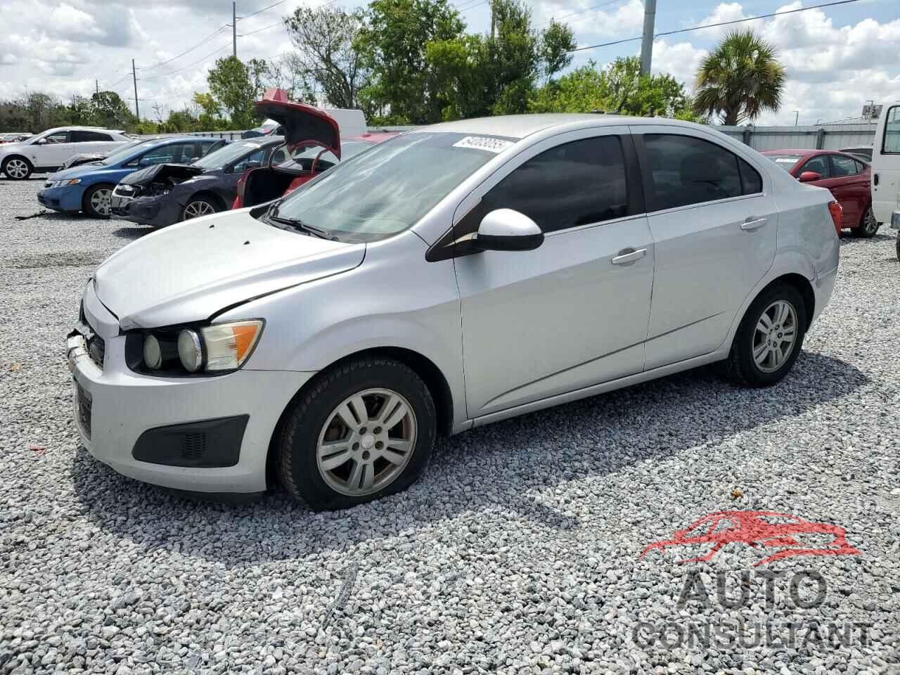 CHEVROLET SONIC 2014 - 1G1JC5SH4E4243380