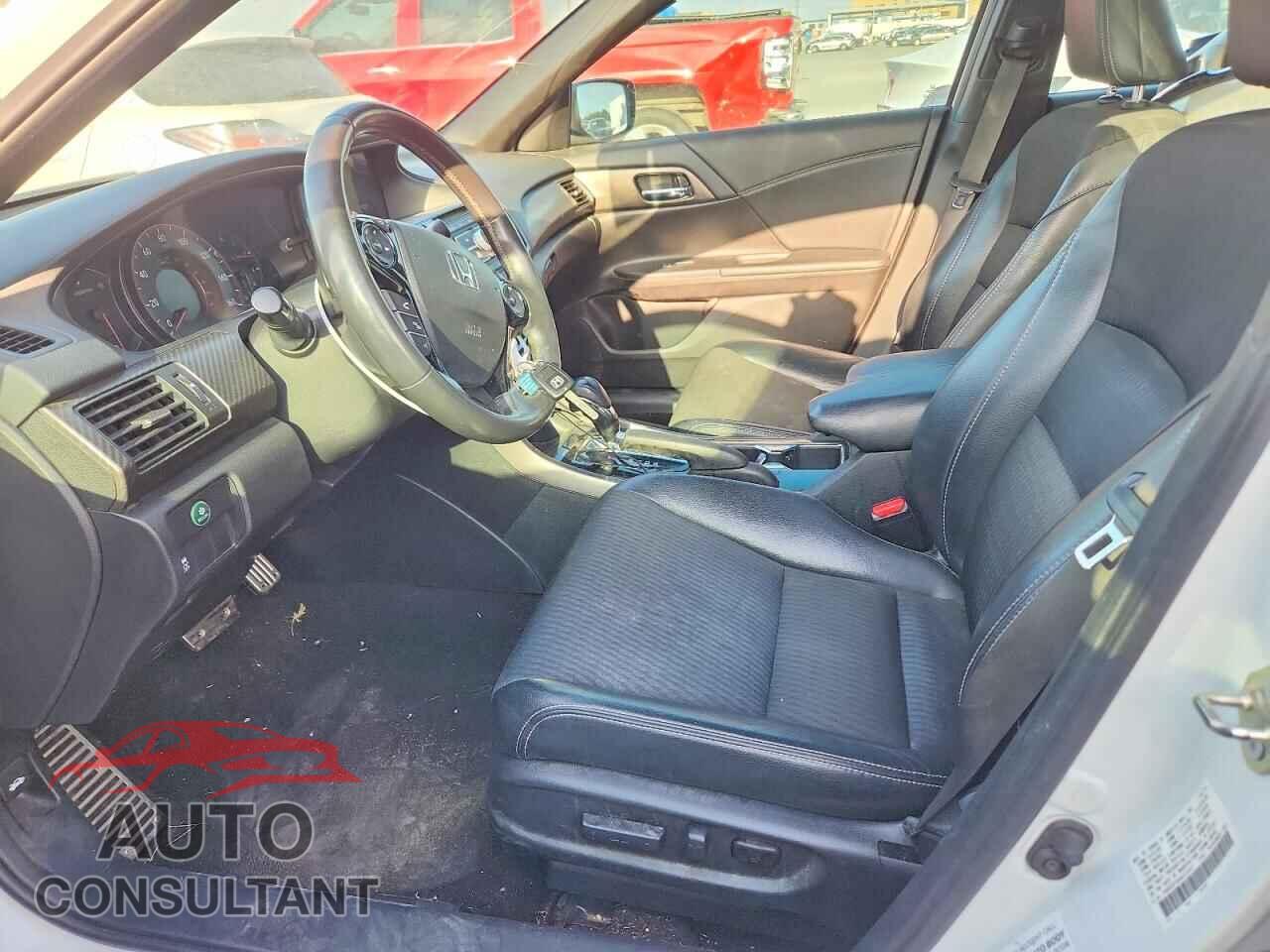 HONDA ACCORD 2016 - 1HGCR2F56GA202087