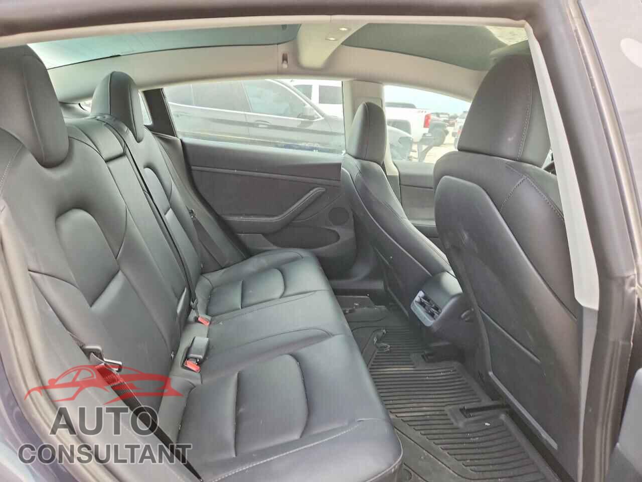 TESLA MODEL 3 2023 - 5YJ3E1EA4PF683578