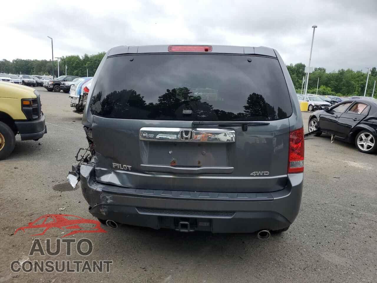 HONDA PILOT 2013 - 5FNYF4H56DB002190