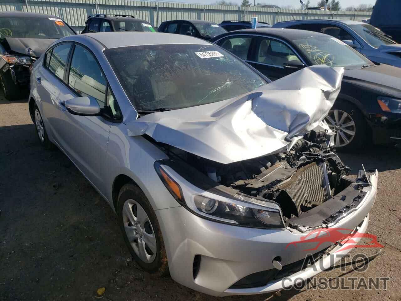 KIA FORTE 2017 - 3KPFK4A73HE103679