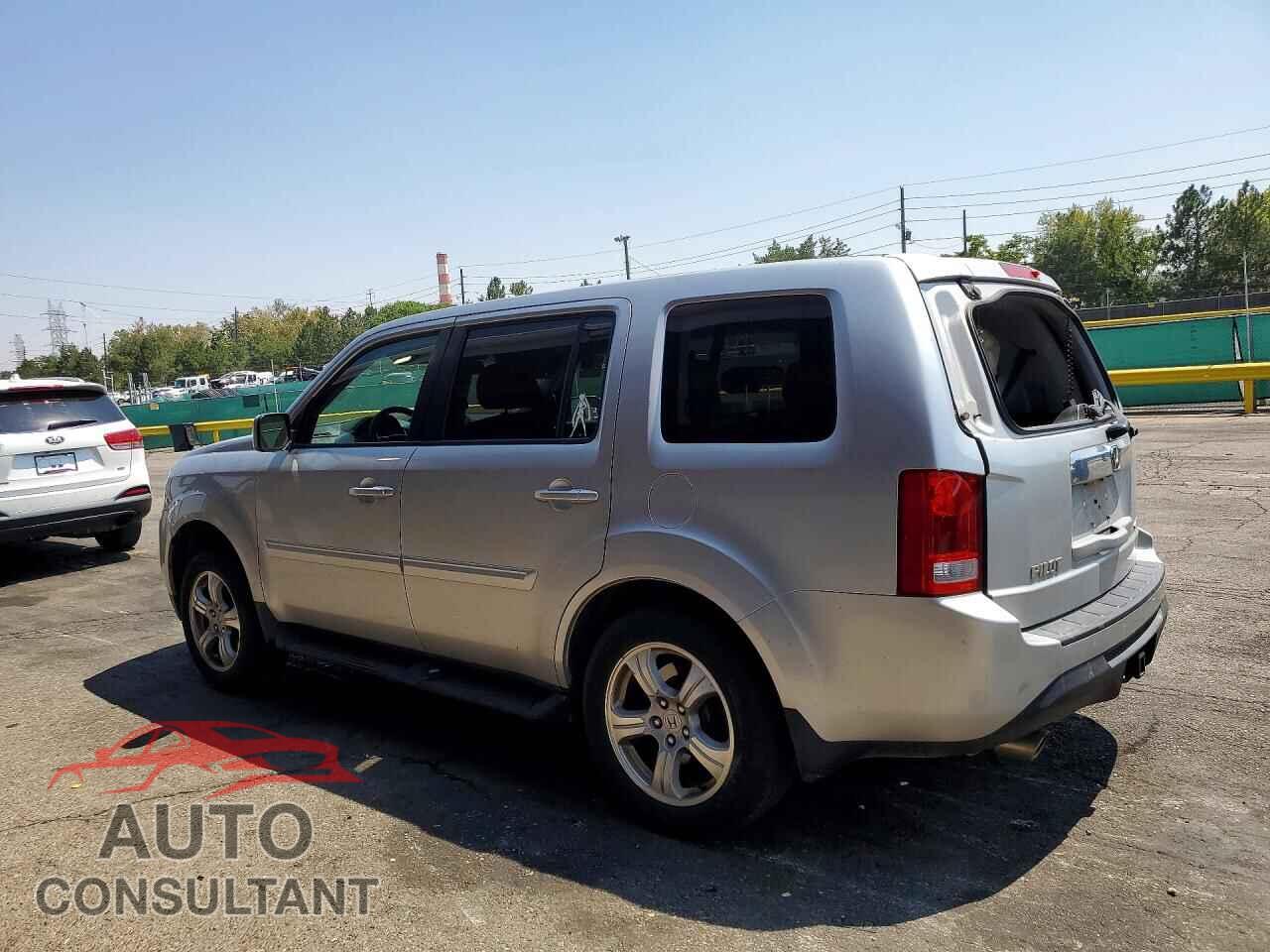 HONDA PILOT 2013 - 5FNYF4H56DB032497