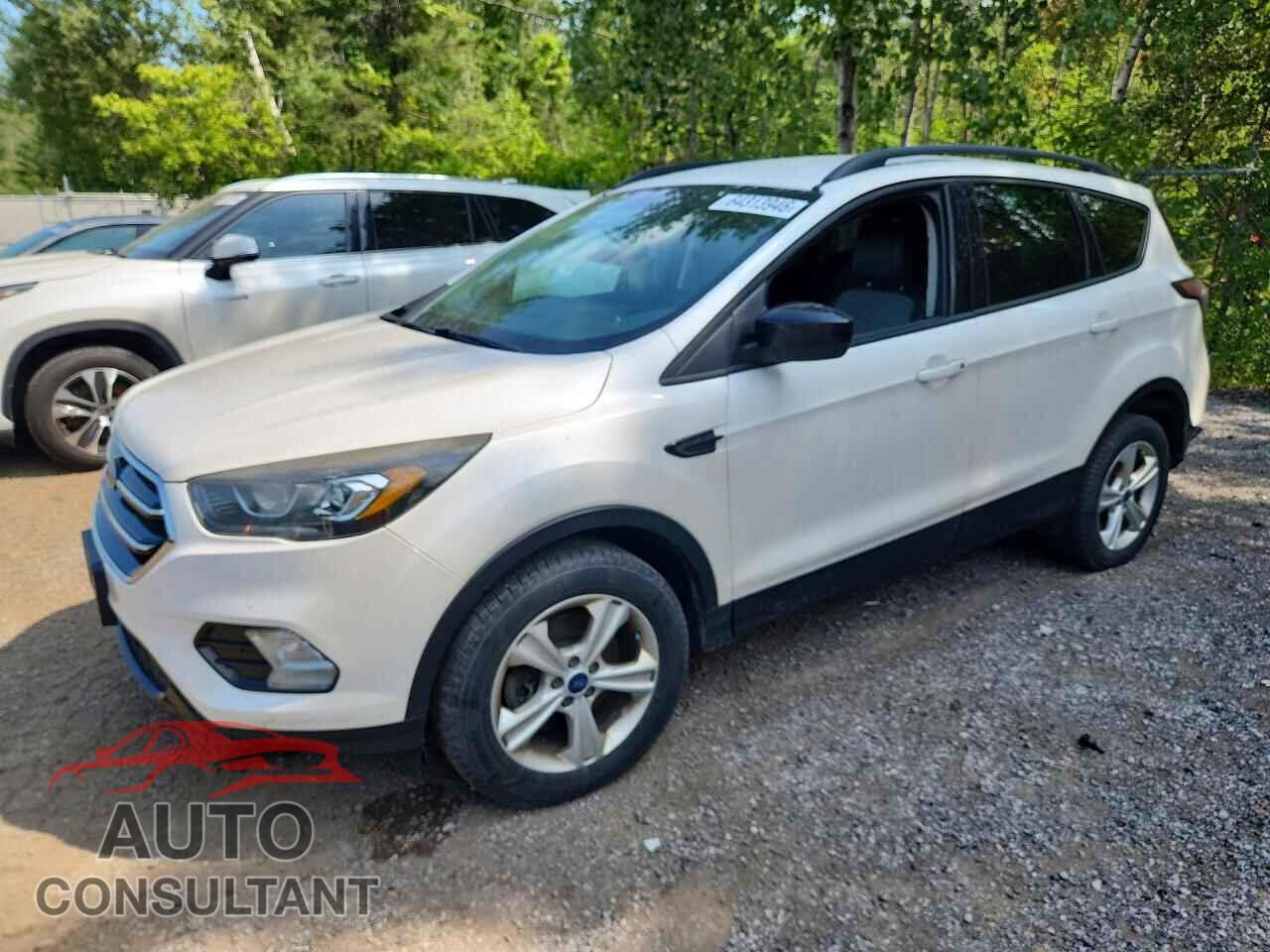 FORD ESCAPE 2017 - 1FMCU9G98HUD70705