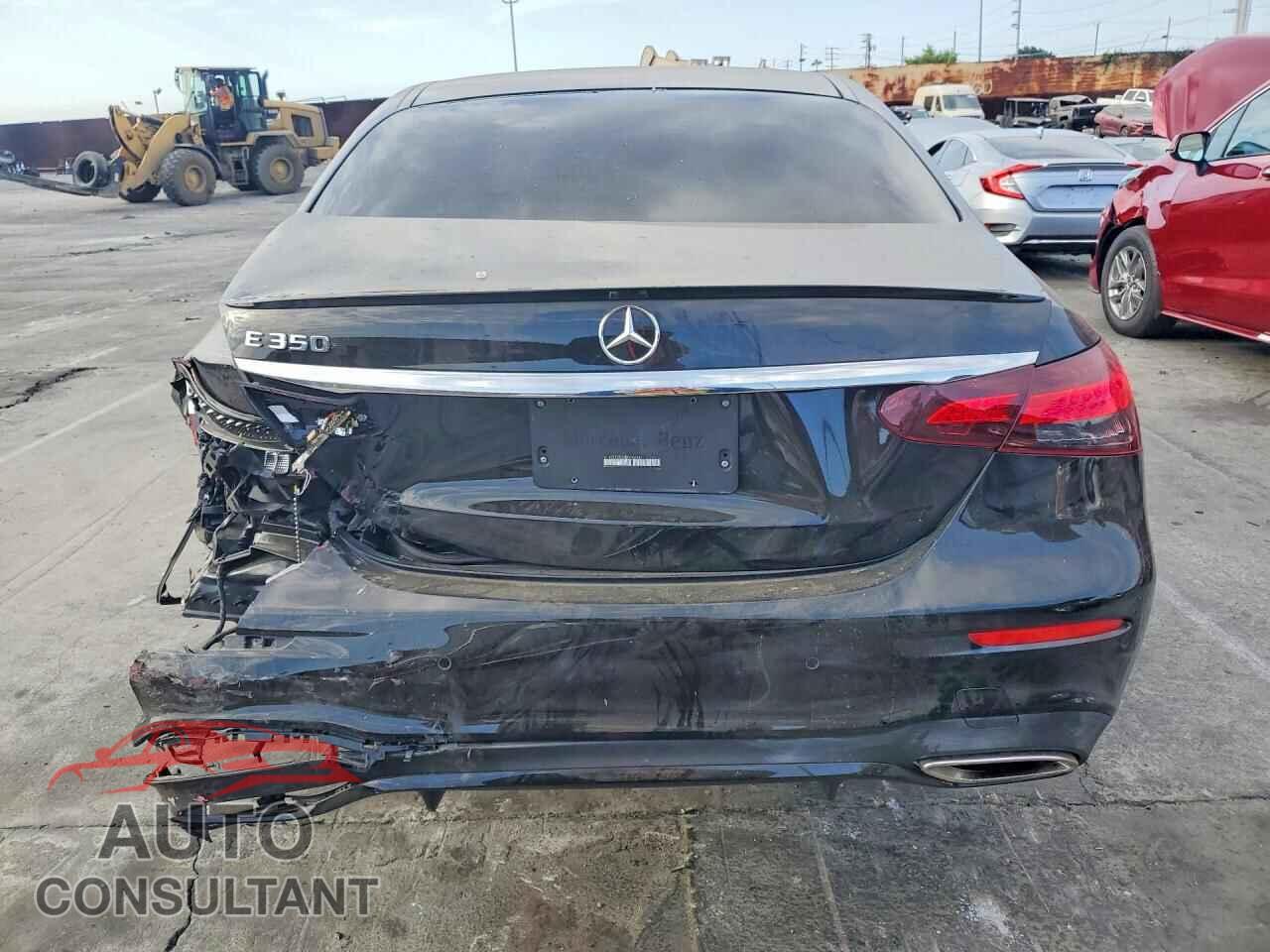 MERCEDES-BENZ E-CLASS 2022 - W1KZF8DB3NB096644