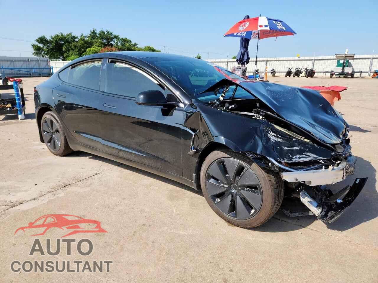TESLA MODEL 3 2024 - 5YJ3E1EA8RF859132