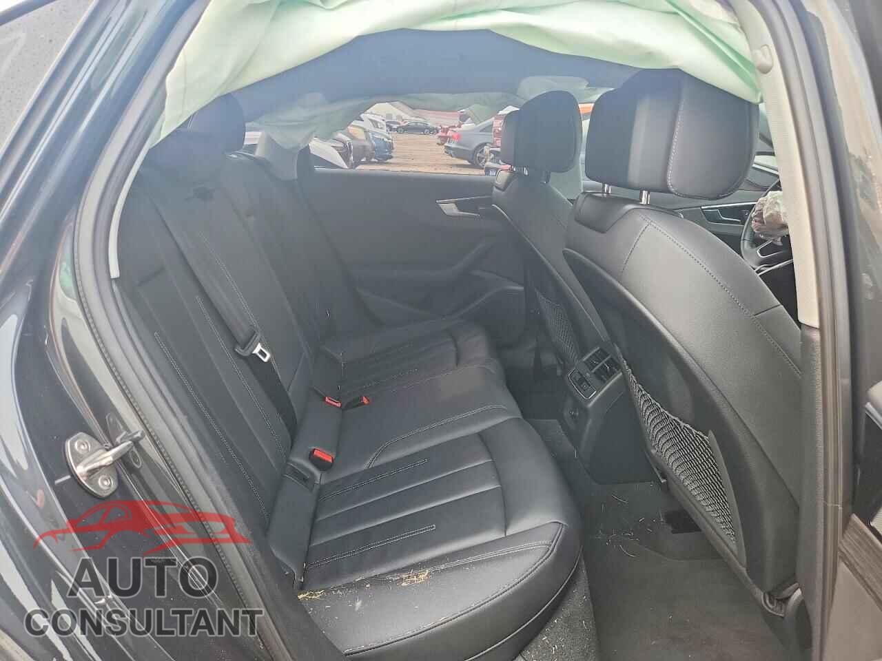 AUDI A4 2021 - WAUABAF45MA078592