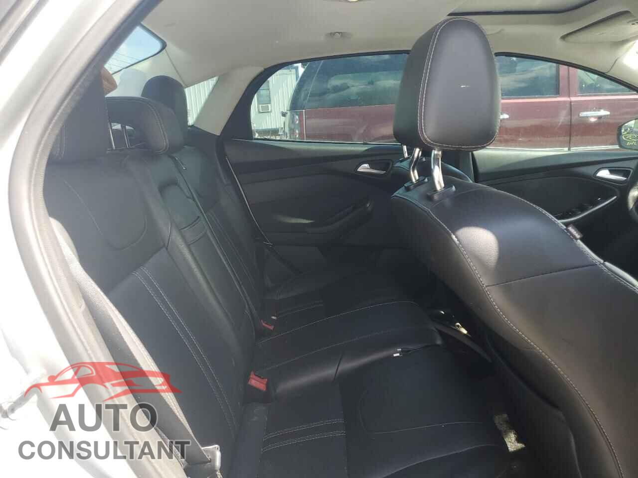 FORD FOCUS 2012 - 1FAHP3J25CL213938