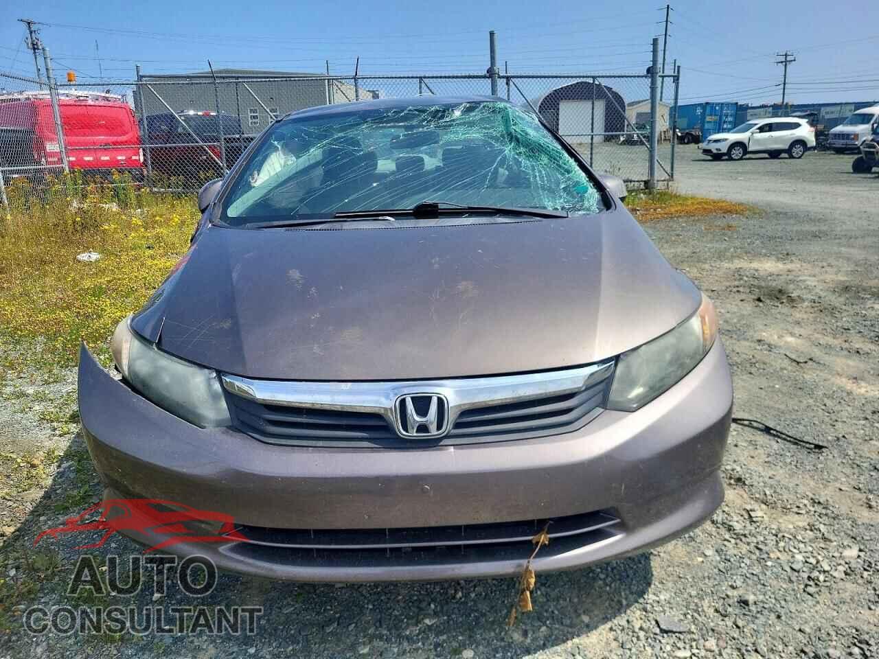 HONDA CIVIC 2012 - 2HGFB2E48CH035589