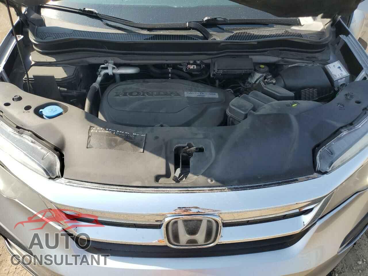 HONDA PILOT 2019 - 5FNYF6H31KB100762