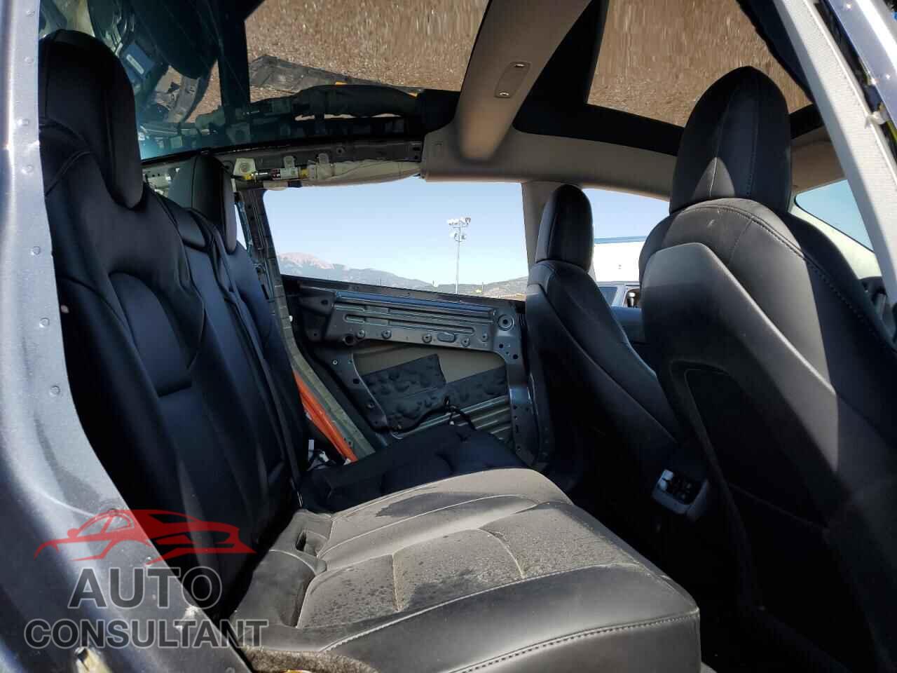 TESLA MODEL 3 2021 - 5YJ3E1EB4MF002016