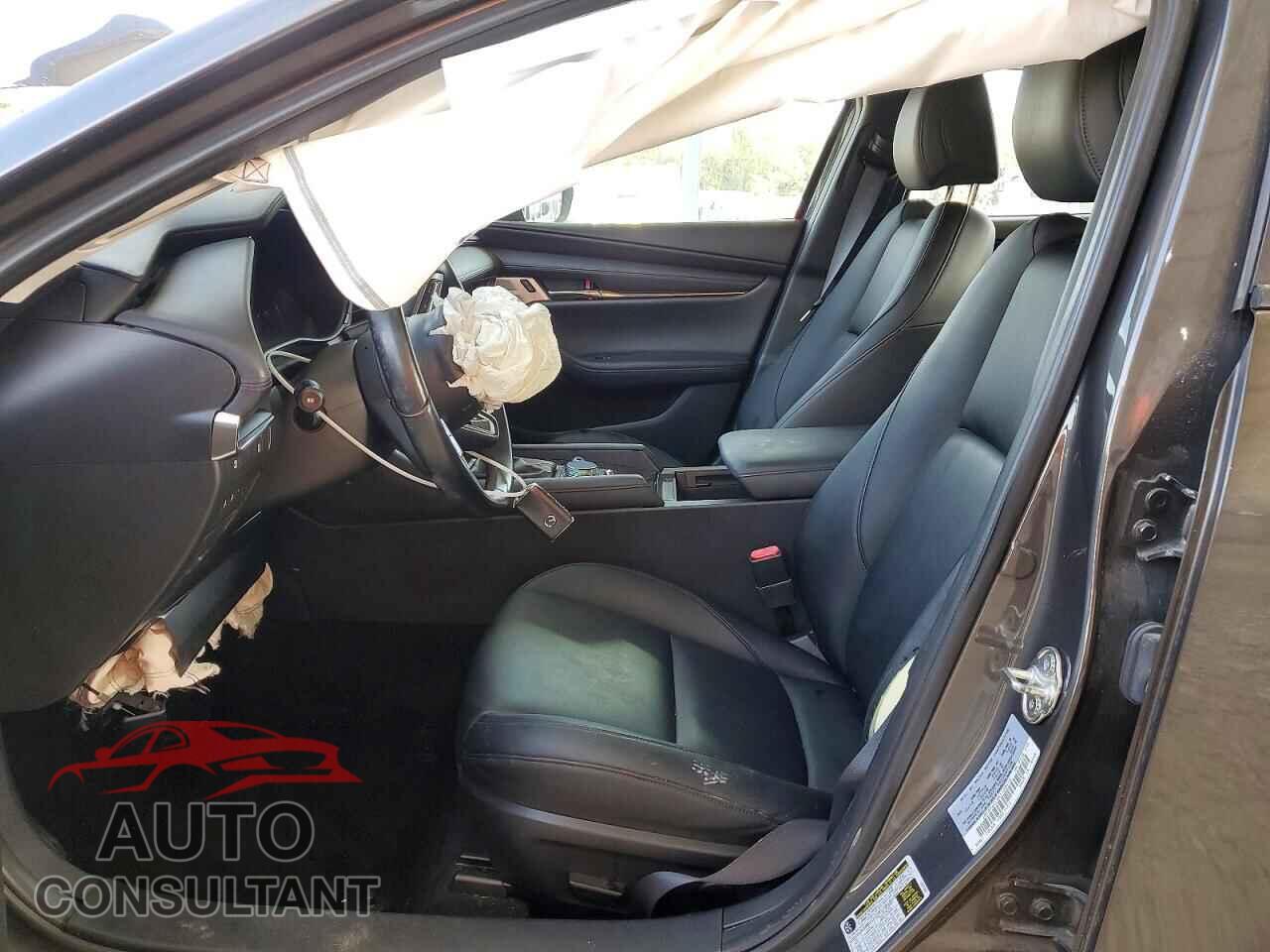 MAZDA 3 2019 - JM1BPACL6K1108412
