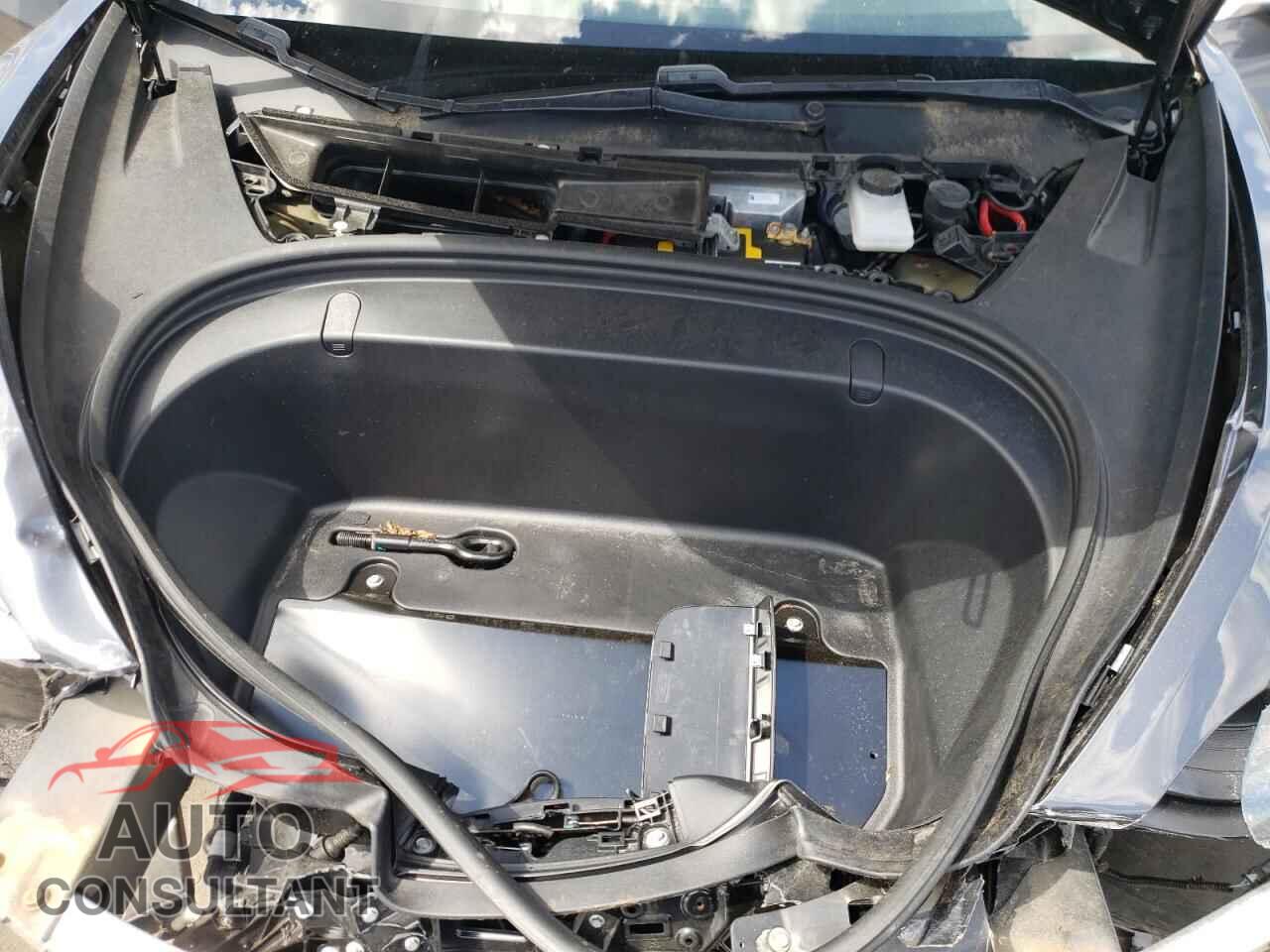 TESLA MODEL 3 2018 - 5YJ3E1EA3JF153562