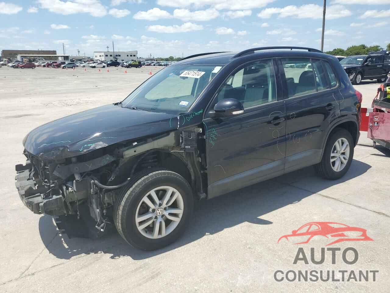 VOLKSWAGEN TIGUAN 2016 - WVGAV7AX8GW542816