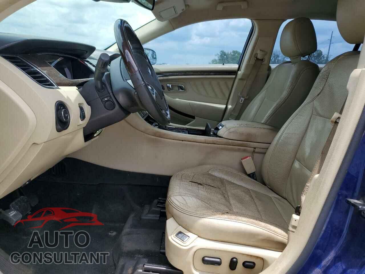 FORD TAURUS 2013 - 1FAHP2F82DG101082