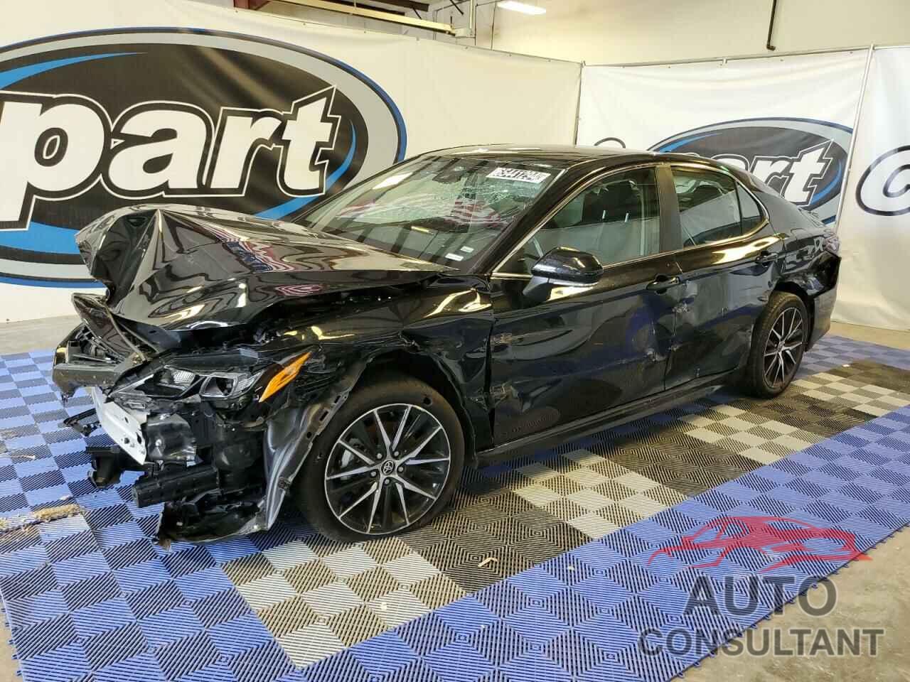 TOYOTA CAMRY 2024 - 4T1G11AK6RU853134