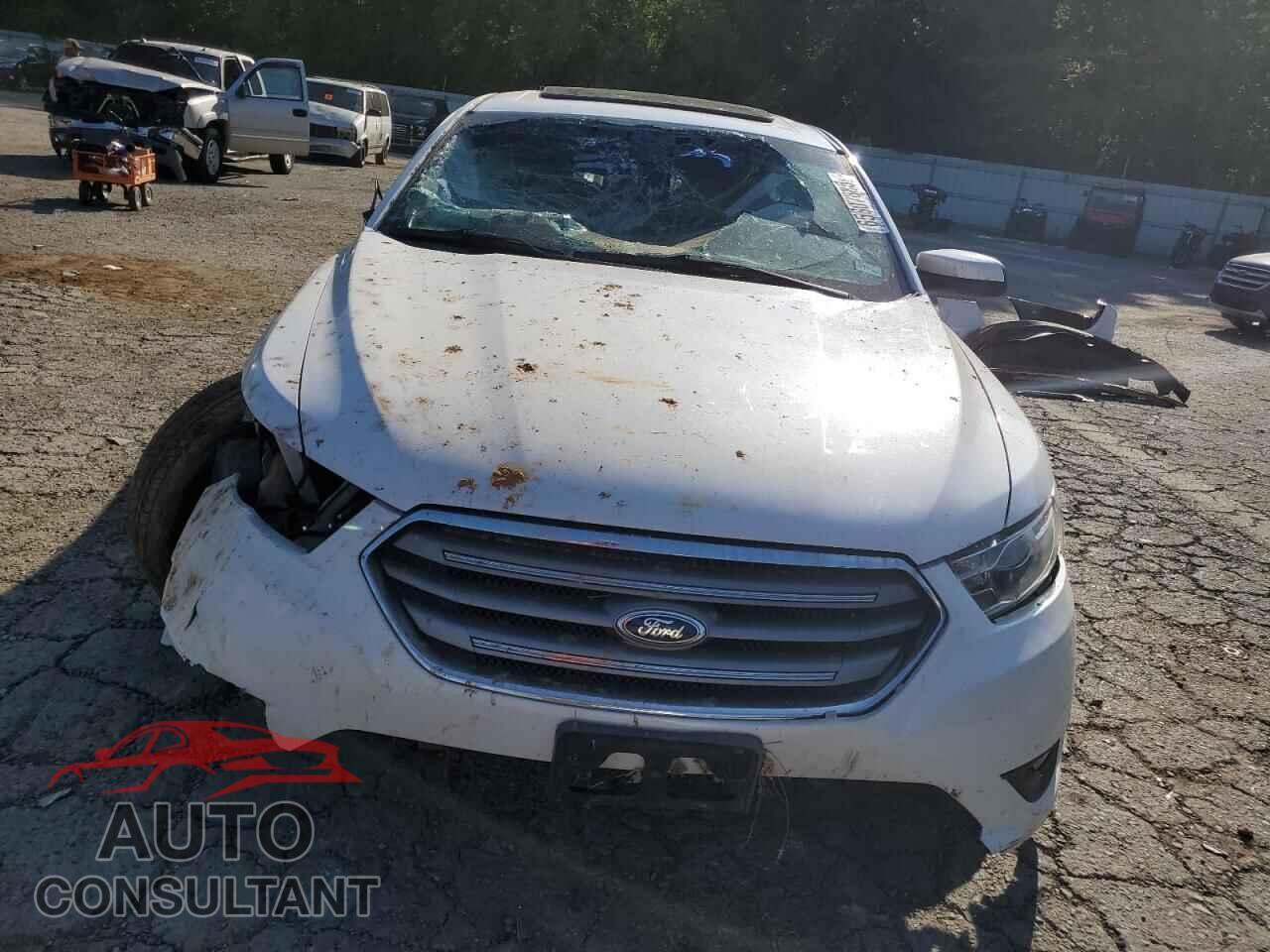 FORD TAURUS 2015 - 1FAHP2E87FG203093