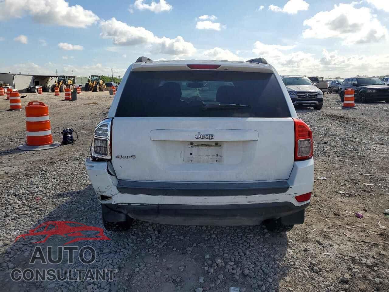 JEEP COMPASS 2011 - 1J4NF1FB7BD244785