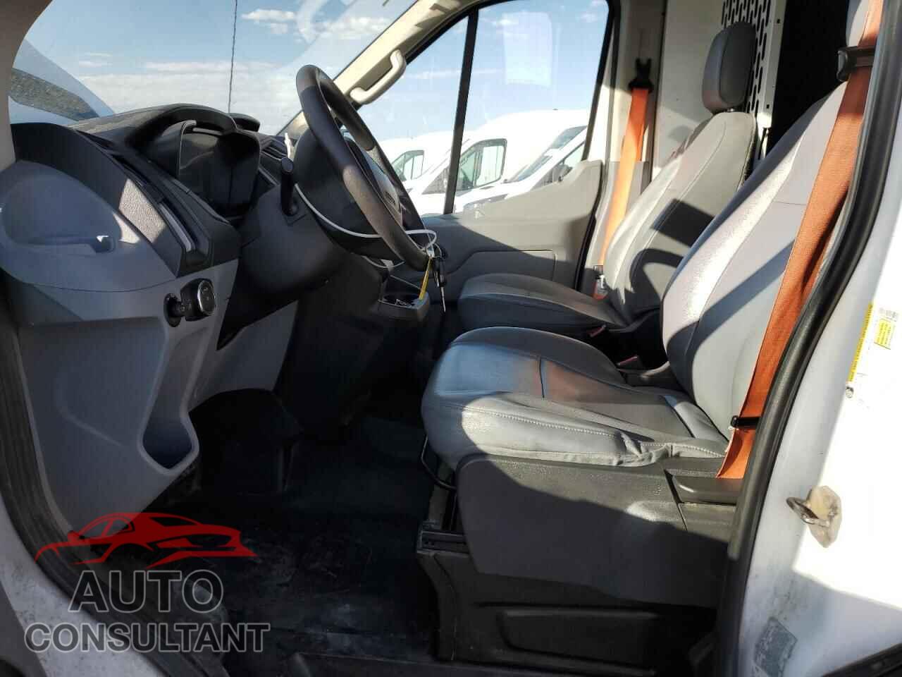 FORD TRANSIT 2019 - 1FTYE2CM2KKB35843