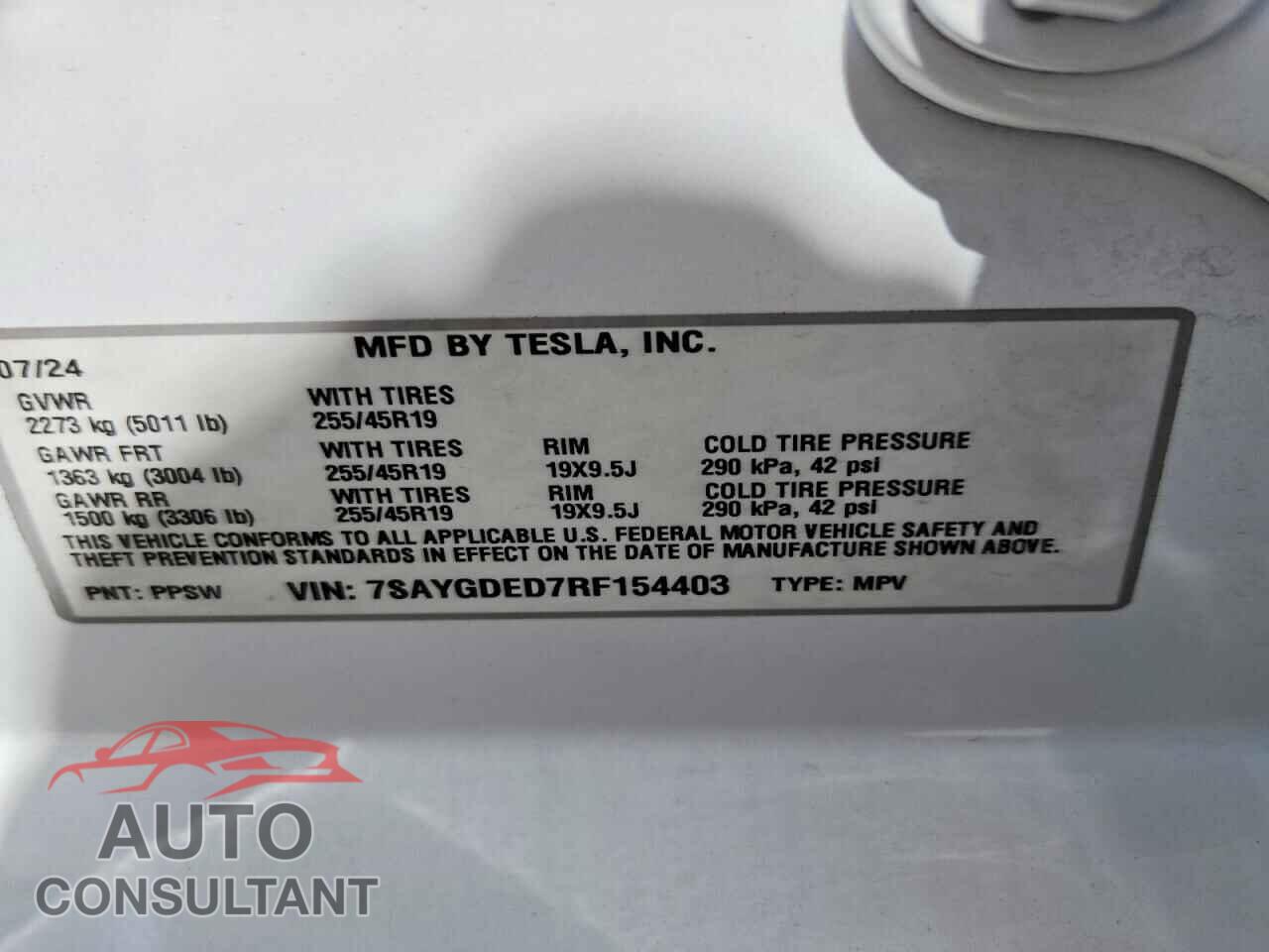 TESLA MODEL Y 2024 - 7SAYGDED7RF154403