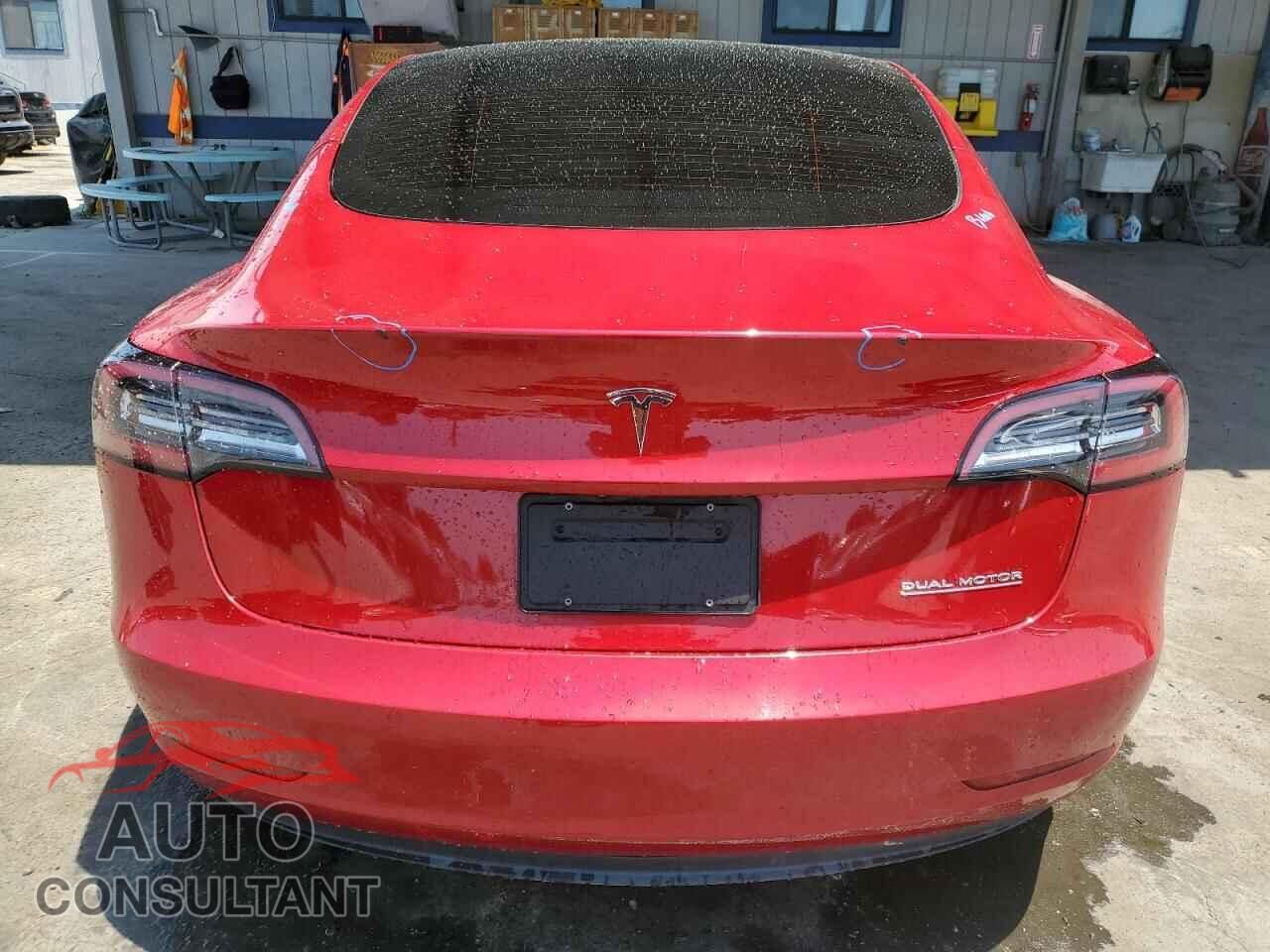 TESLA MODEL 3 2021 - 5YJ3E1EC7MF005842