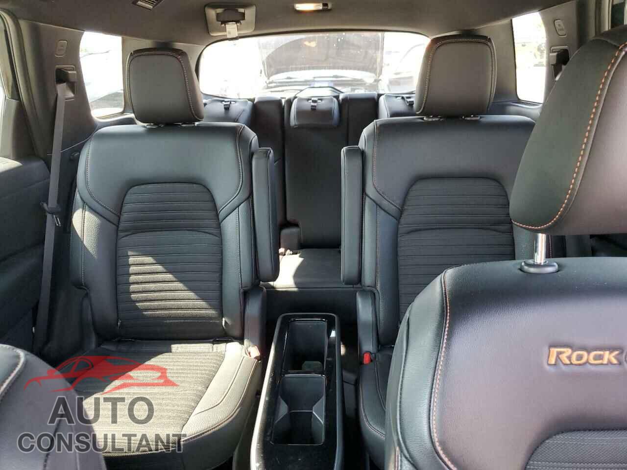 NISSAN PATHFINDER 2024 - 5N1DR3BD1RC262951