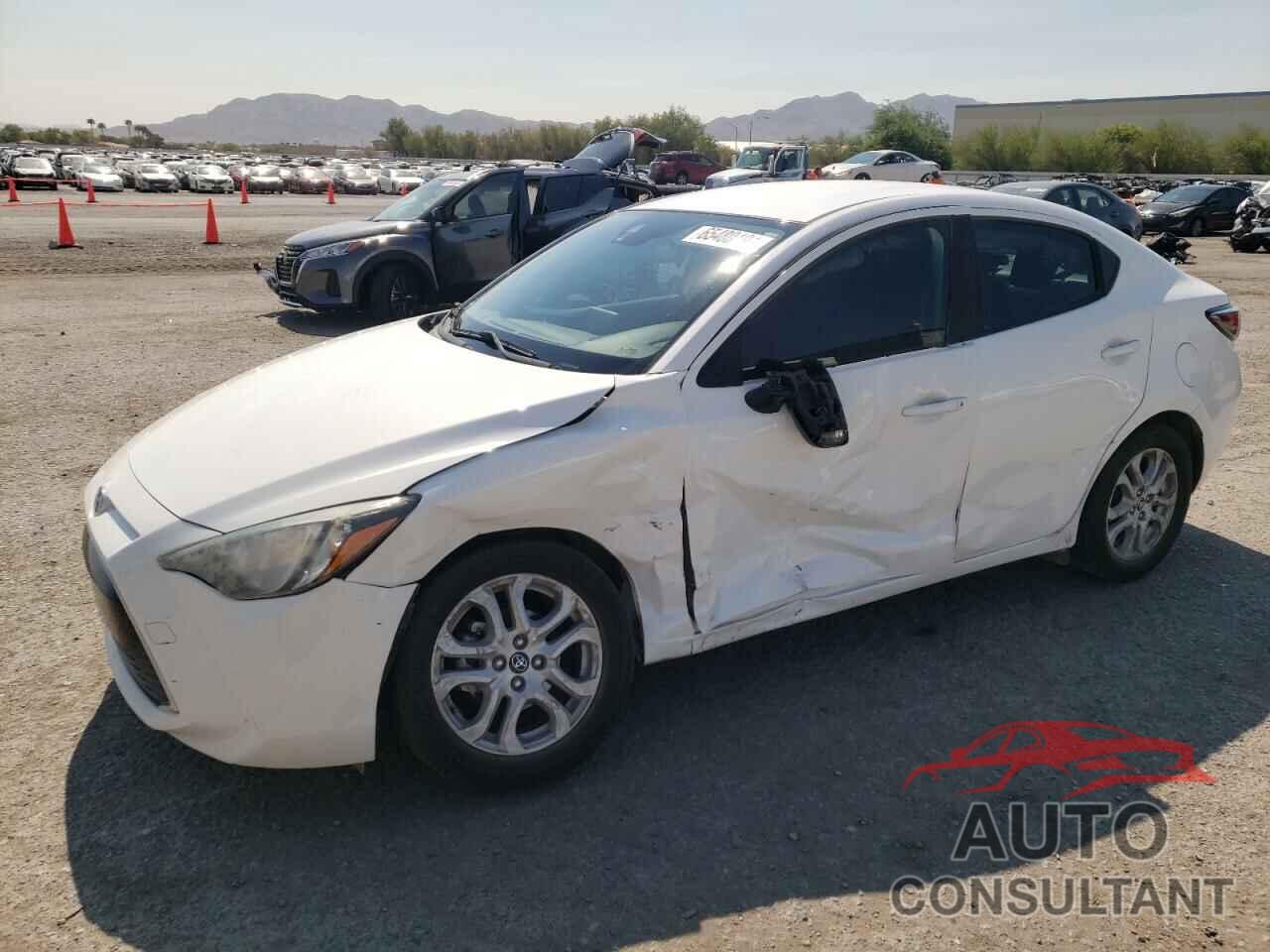 TOYOTA YARIS 2018 - 3MYDLBYV3JY323648