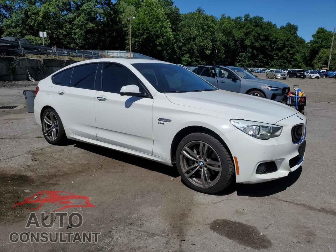 BMW 5 SERIES 2012 - WBASP2C55CC338632