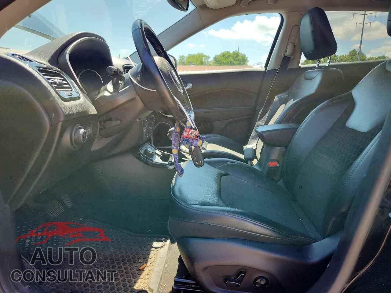 JEEP COMPASS 2021 - 3C4NJDBB1MT504588