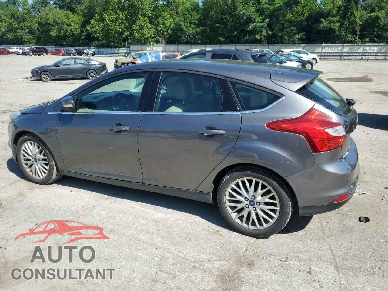 FORD FOCUS 2012 - 1FAHP3M25CL353998