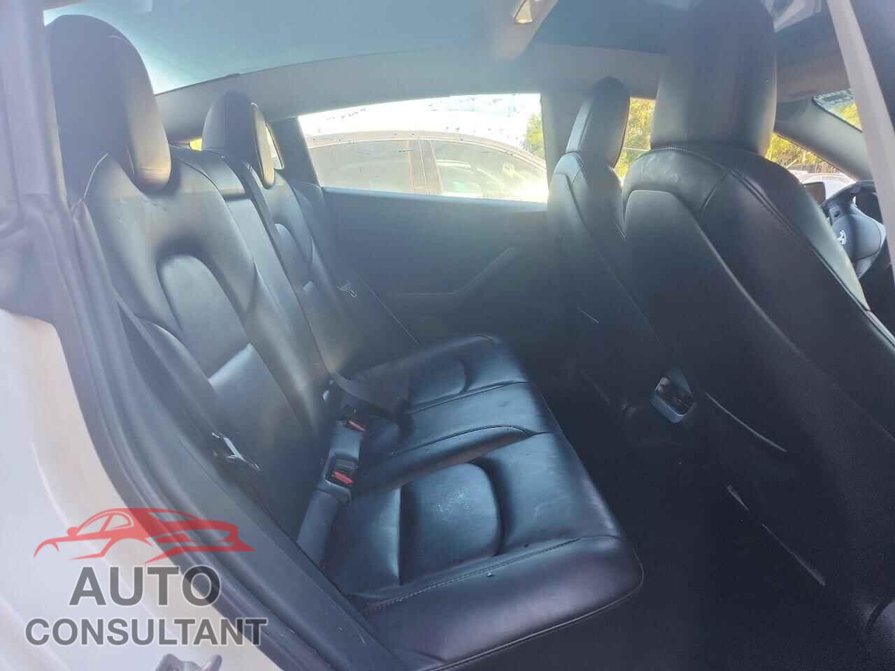 TESLA MODEL 3 2022 - 5YJ3E1EA2NF368971