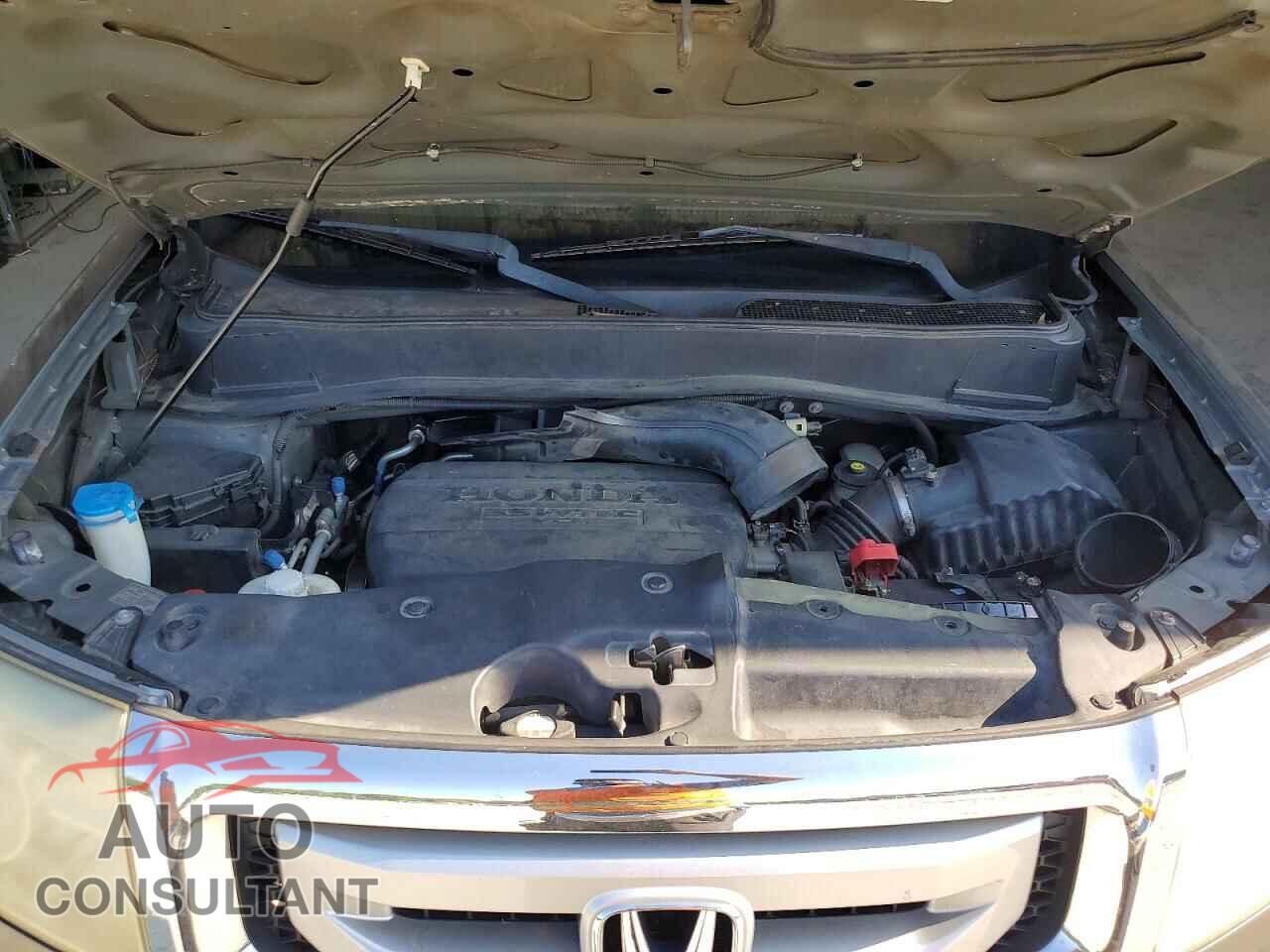 HONDA PILOT 2011 - 5FNYF4H70BB014687